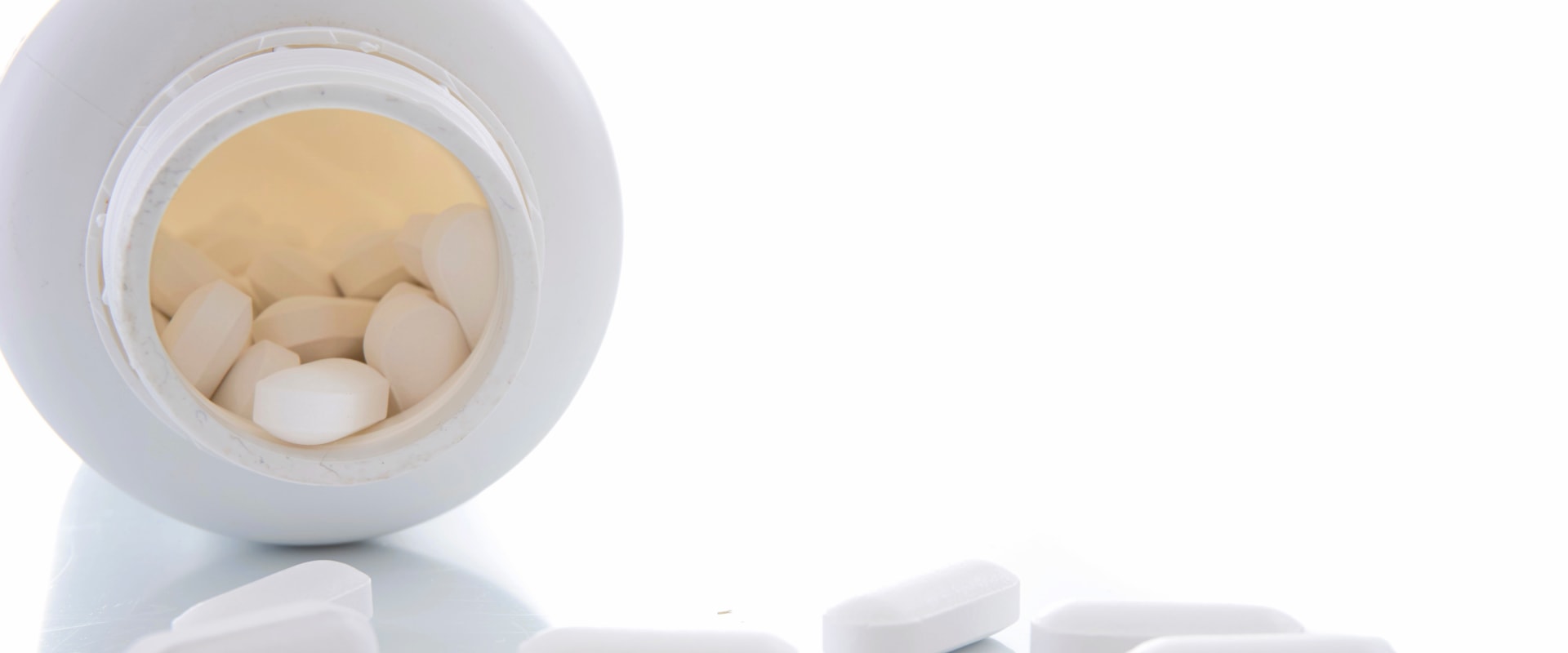 How many hours should you wait between calcium supplements?